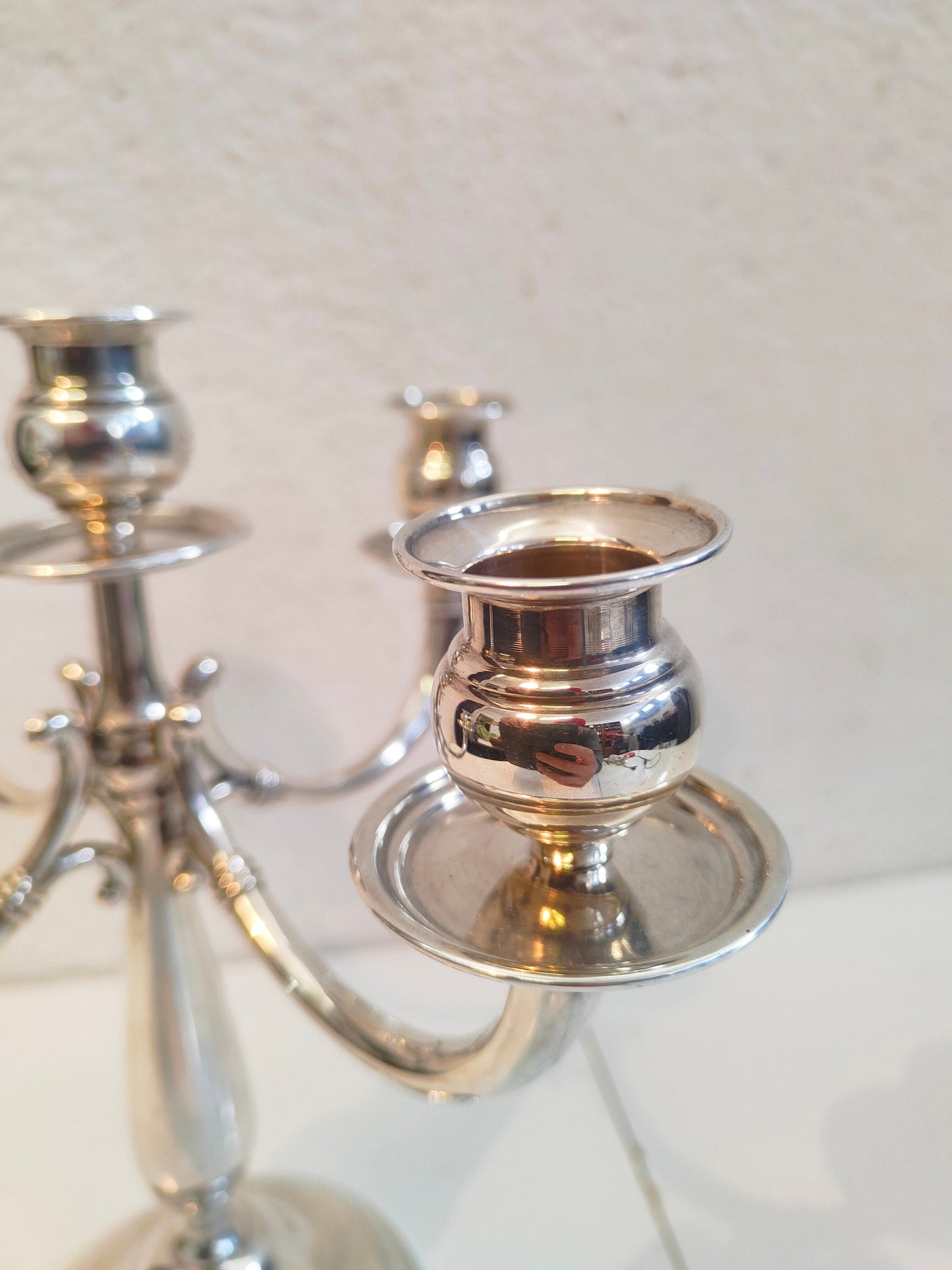 Porta Candele in Argento 800: Eleganza Scintillante