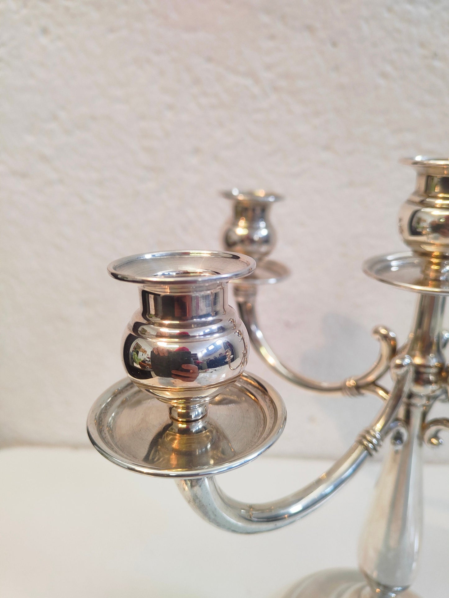 Porta Candele in Argento 800: Eleganza Scintillante