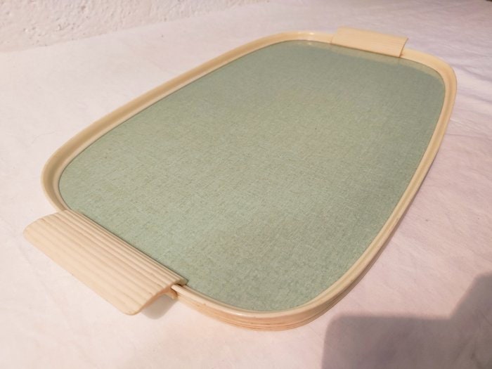 Vassoio Vintage Anni '60 in Plastica Crema - Originale Italiano - 48x26 cm