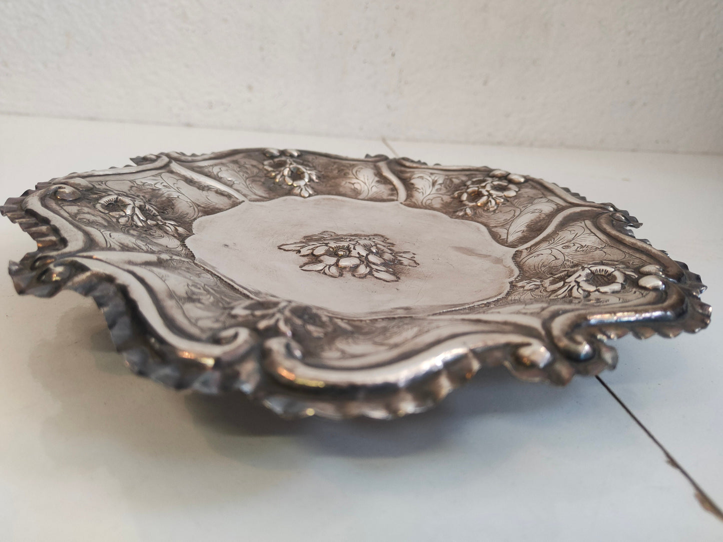 Centro Tavola in Argento Placcato Vintage con Incisioni Floreali