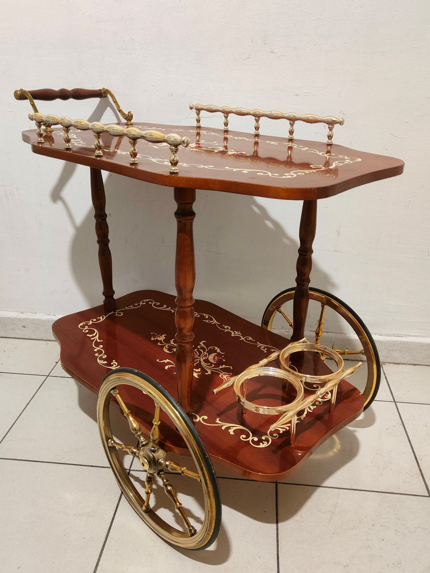 Carrello di lusso Bar Cocktail Tea Trolley Intarsiato Vintage Ottone Hollywood Regency 1950