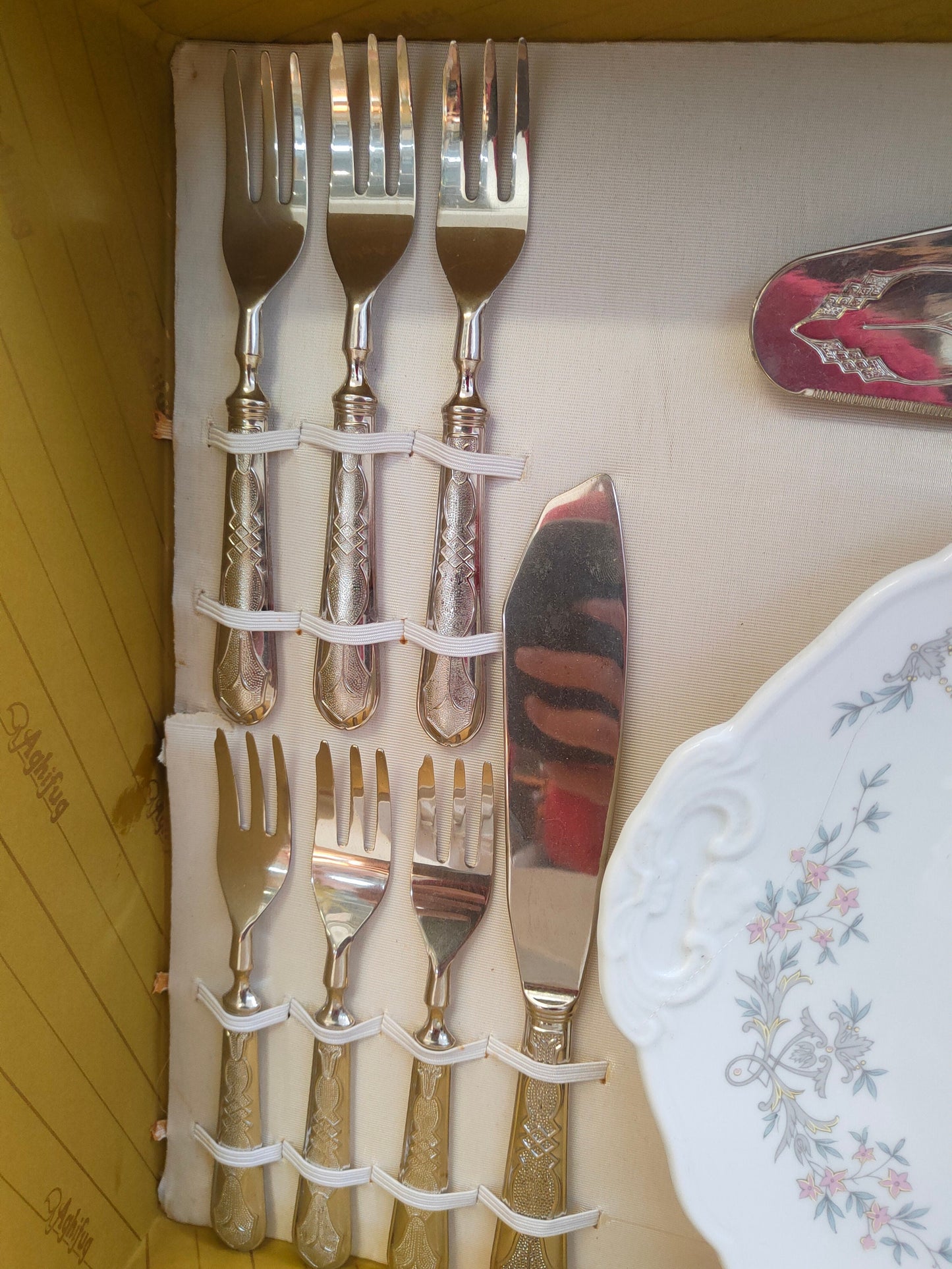 Servizio di piatti Vintage Tirschenreuth Bavaria Completo - Nuovo di Zecca - Regalo di Nozze