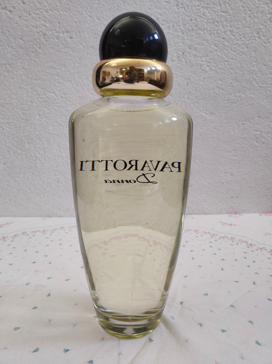 Profumo vintage Pavarotti da donna - Un'essenza senza tempo per donne eleganti