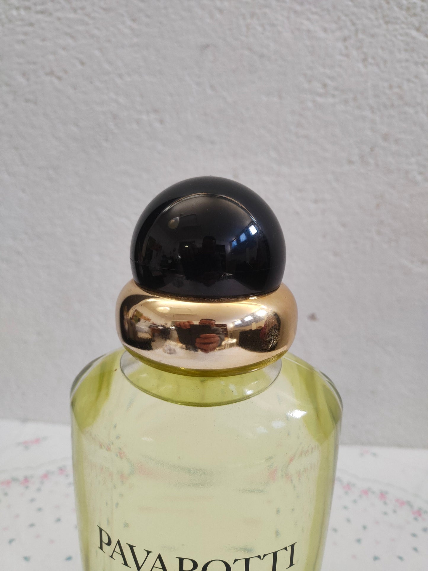 Profumo vintage Pavarotti da donna - Un'essenza senza tempo per donne eleganti