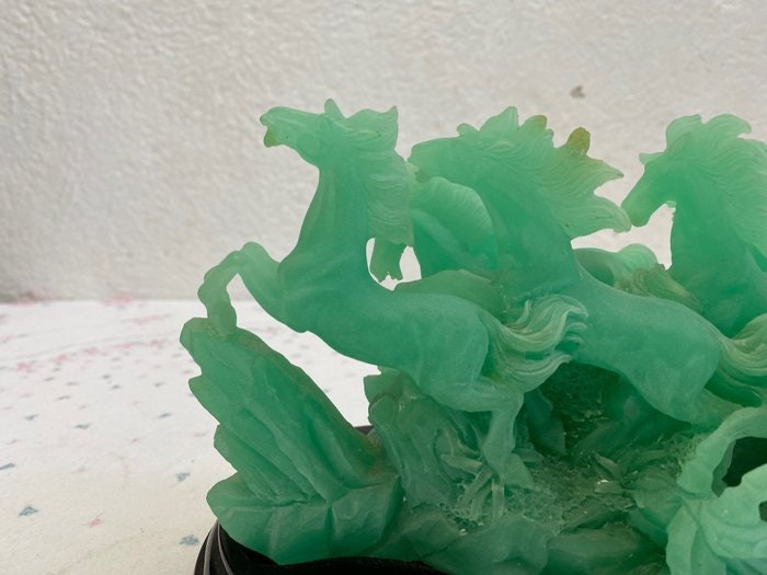 Scultura in vetro con mandria di cavalli - Verde smeraldo - Arredo vintage Regalo esclusivo - Regali personalizzati