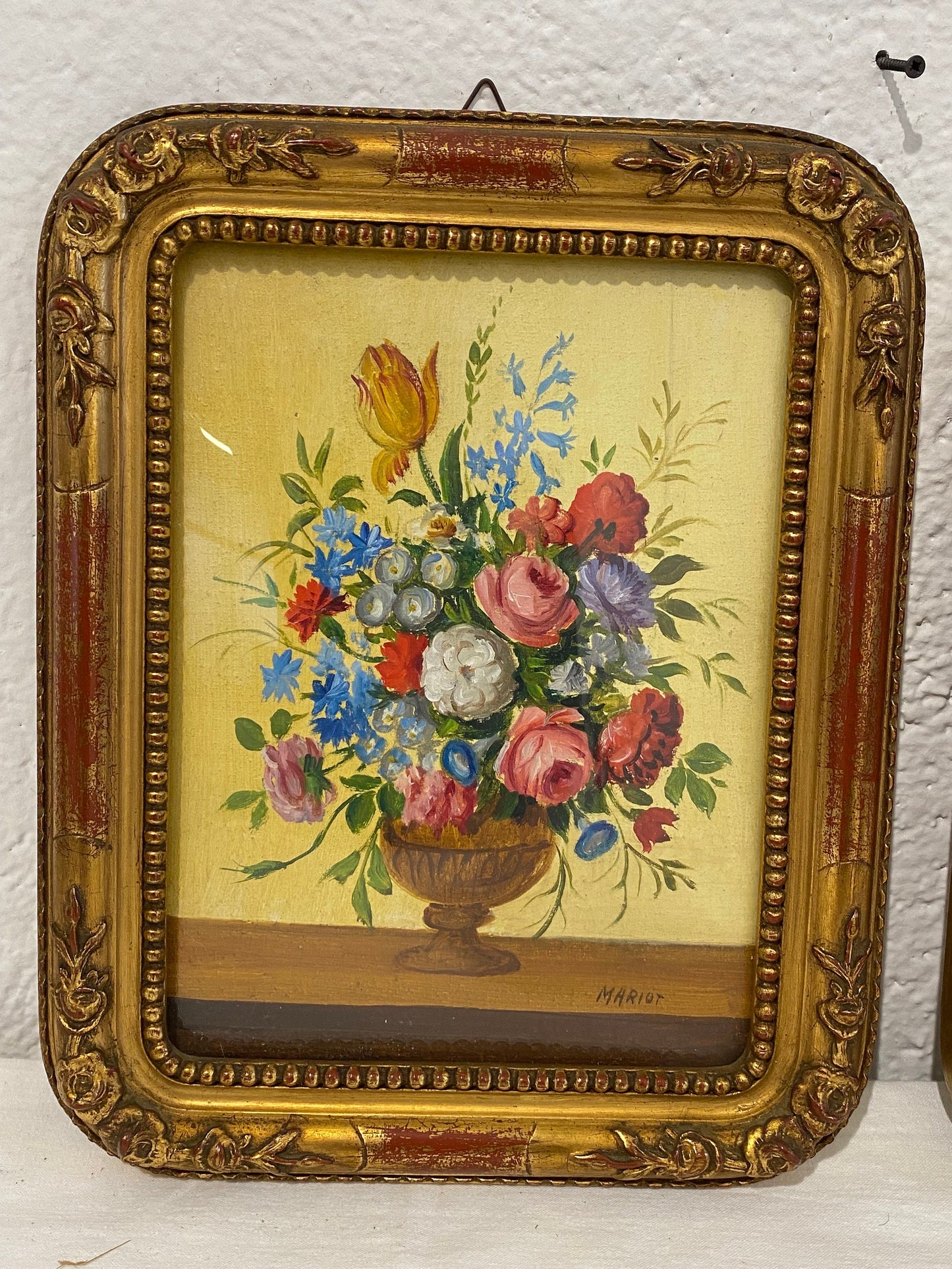 Coppia di Quadretti con Cornice Dorata firmati Mariot - Vasi con Fiori (24x30 cm)