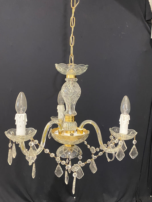 Splendido Lampadario in Vetro di Murano Gabbia di Cristallo 3 Luci - Un'Illuminazione Raffinata e Artigianale