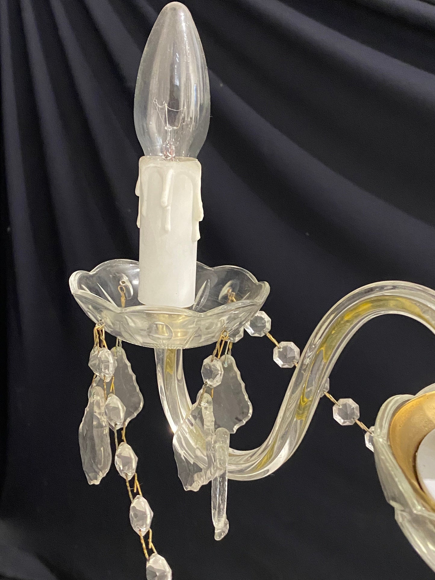 Splendido Lampadario in Vetro di Murano Gabbia di Cristallo 3 Luci - Un'Illuminazione Raffinata e Artigianale