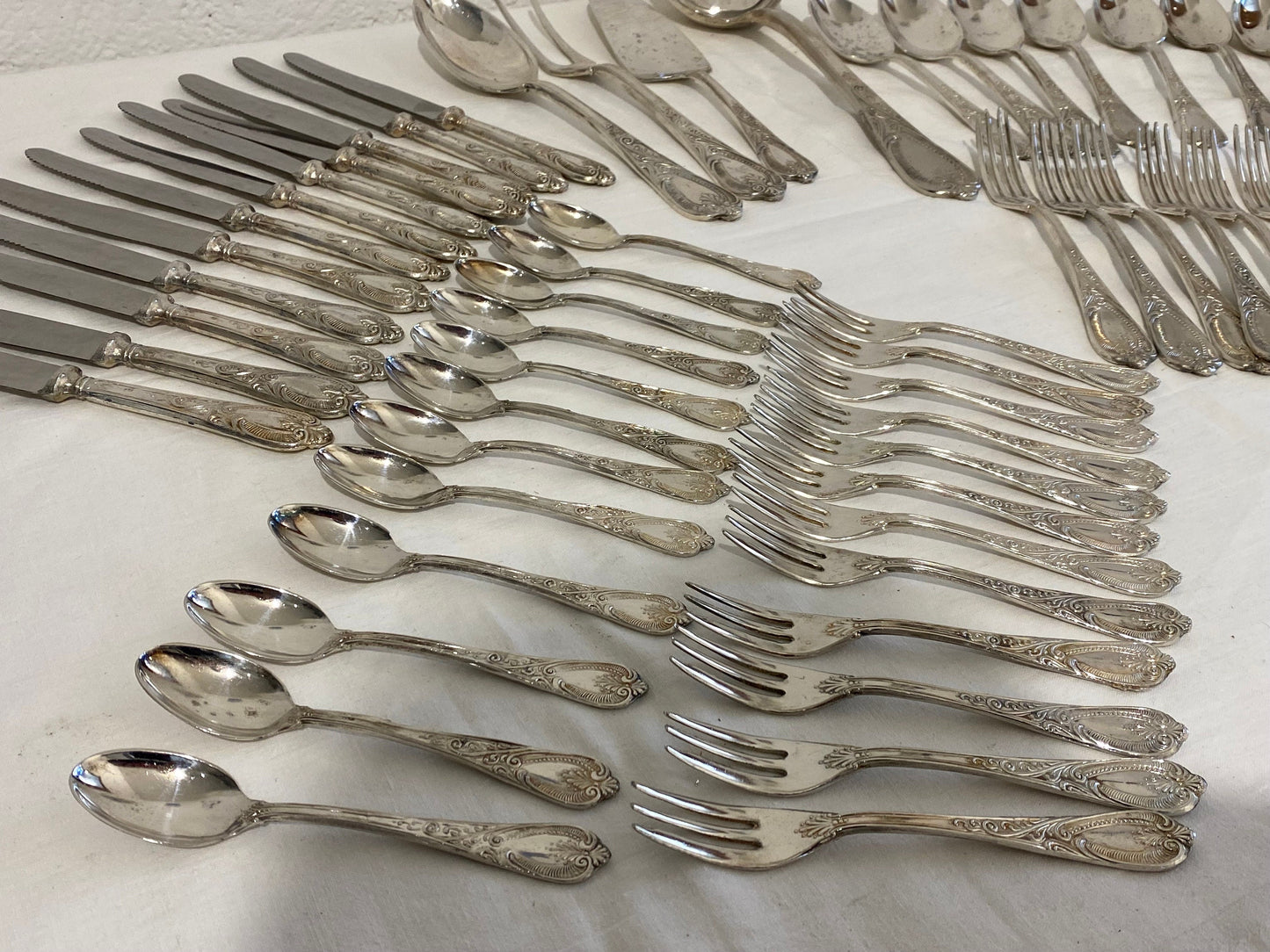 Servizio Posate/servizio per dolci in Argento placcato: Tradizione/Lusso per la Tua Tavola/eventi-regalo speciali/festa/anniversario (64pz)