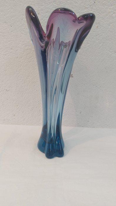 Vaso vintage in vetro soffiato anni '60/'70 blu e viola