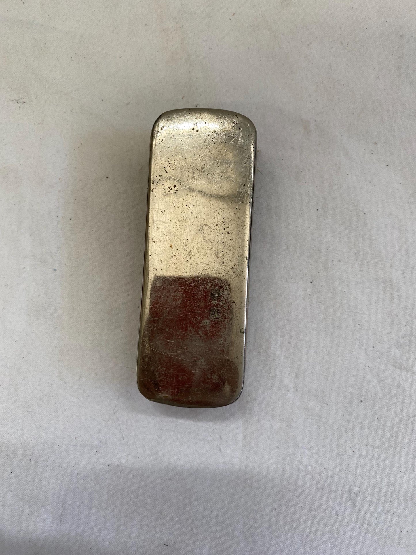 Elegante Spazzola Vintage con Manico in Argento Placcato - Un Tocco di Raffinatezza per la Tua Toilette