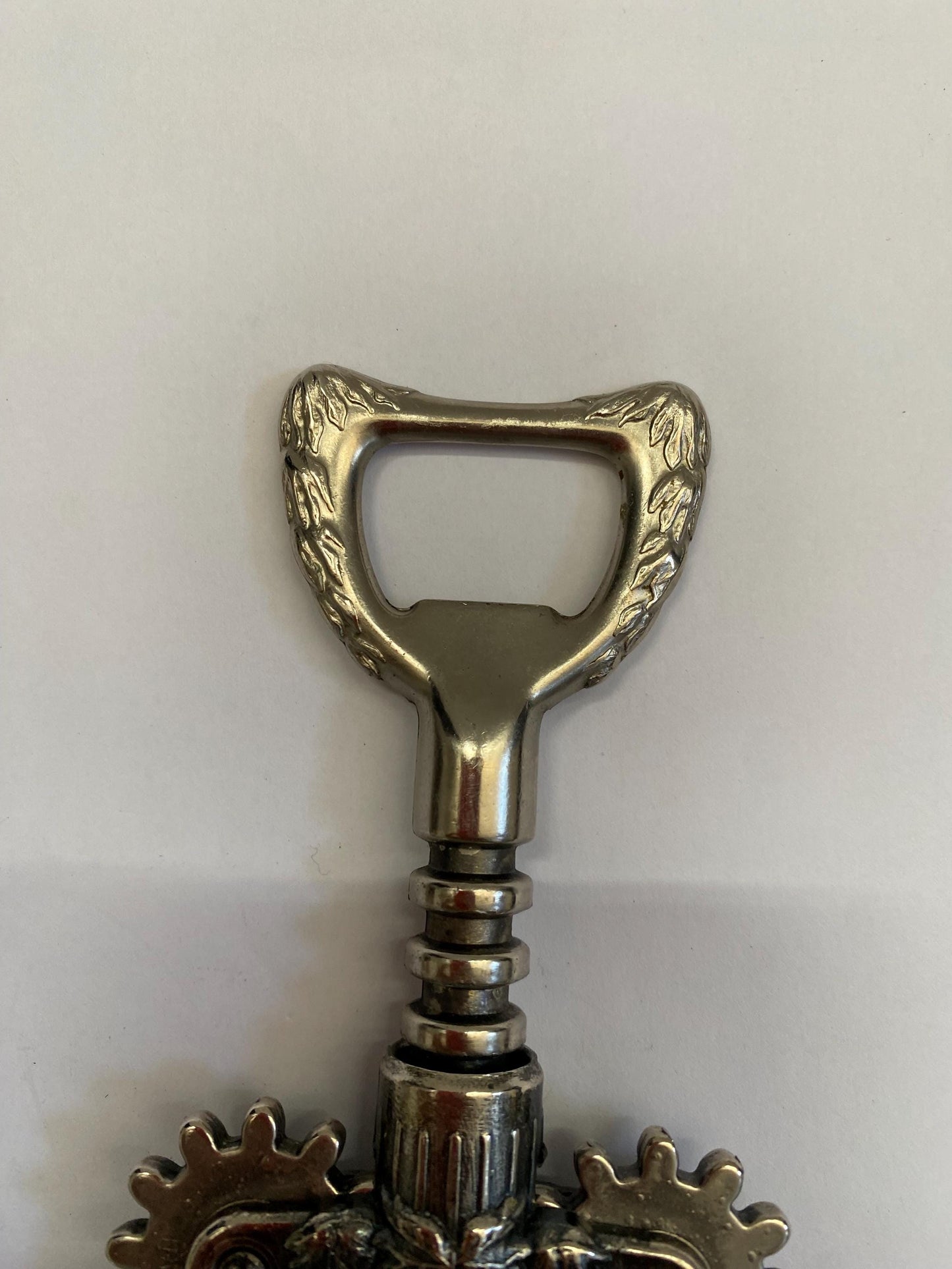 Apri bottiglia Cavatappi per Barman Vintage Placcato Argento Antico - Un Pezzo Unico per la Tua Collezione