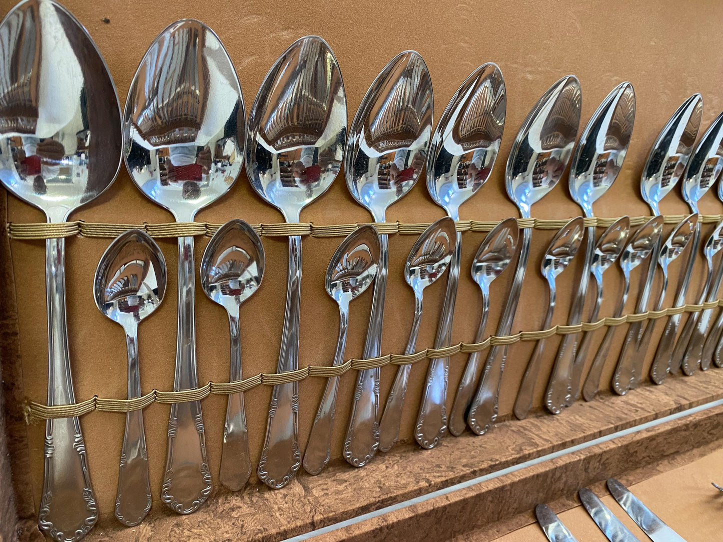 servizio di posate un regalo di Nozze Perfetto: Elegante Scatola Posate Vintage in Acciaio Argentato