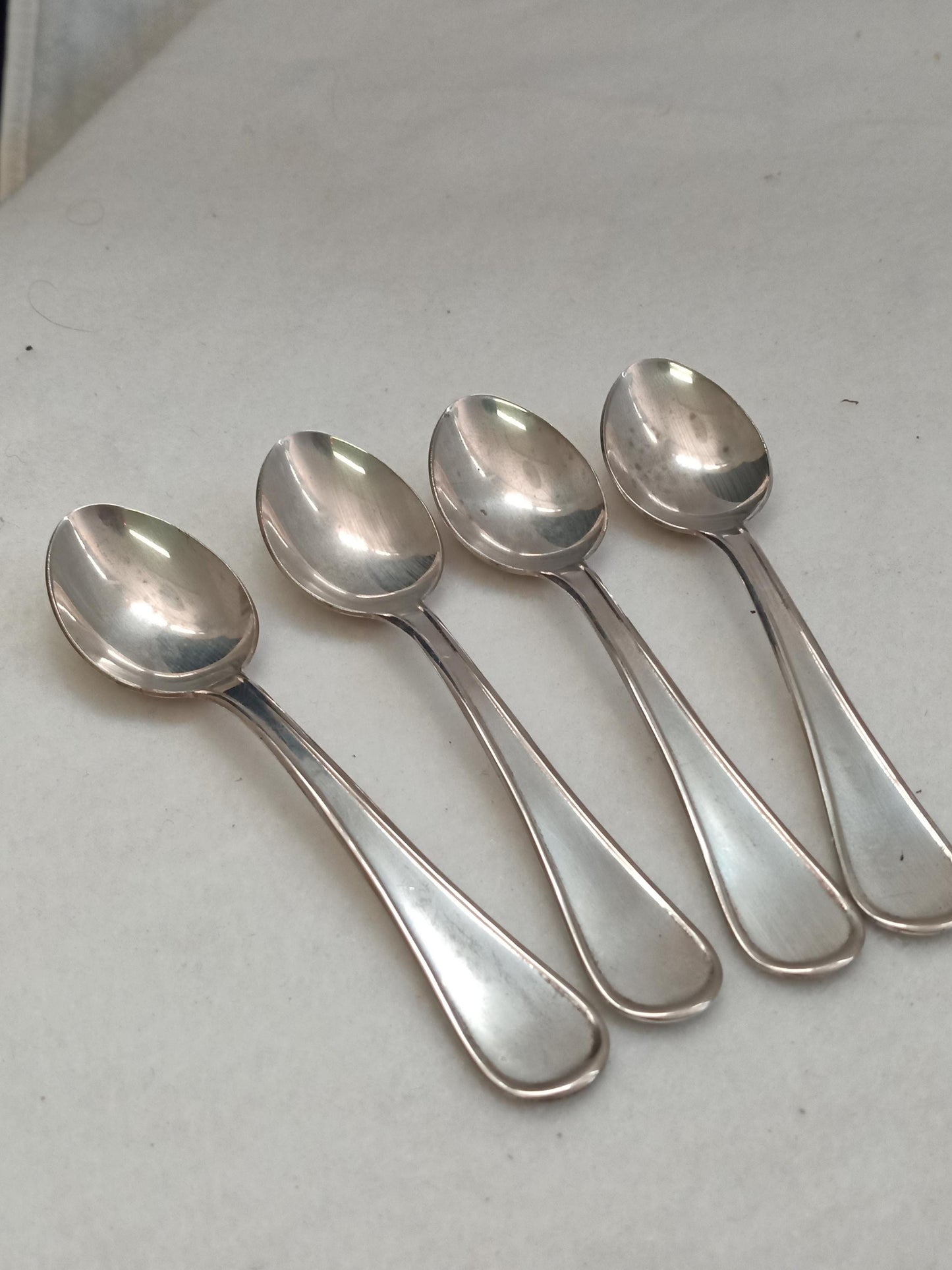 Cucchiaini Calegaro Placcati Argento - Eleganza e Tradizione per la Tua Tavola