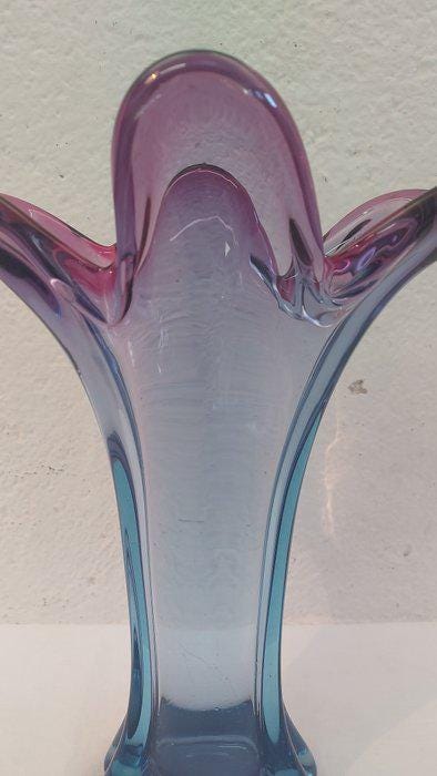 Vaso vintage in vetro soffiato anni '60/'70 blu e viola