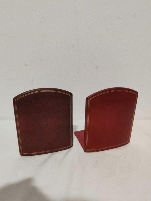 Coppia di fermalibri in legno e pelle made in Italy: un tocco di eleganza e raffinatezza per la tua libreria