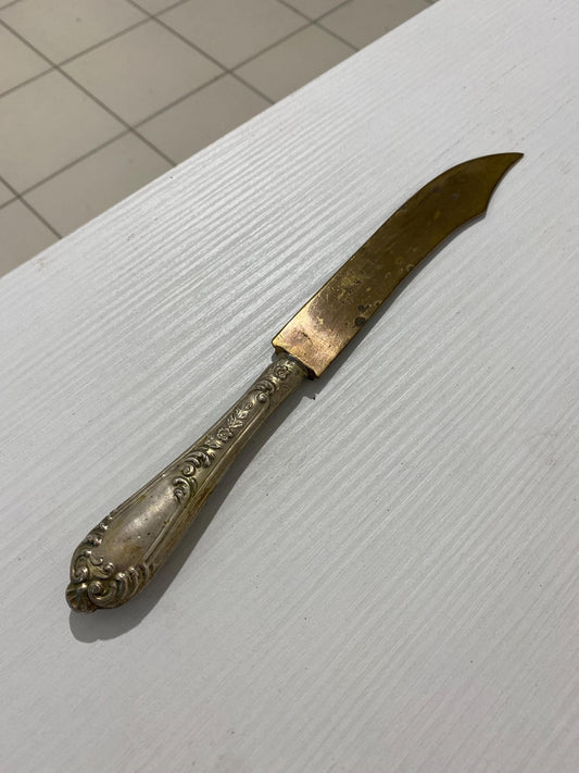 Coltello Vintage Lama in Ottone e Manico in Argento 800 Lavorato - Un Pezzo Unico per la Tua Collezione