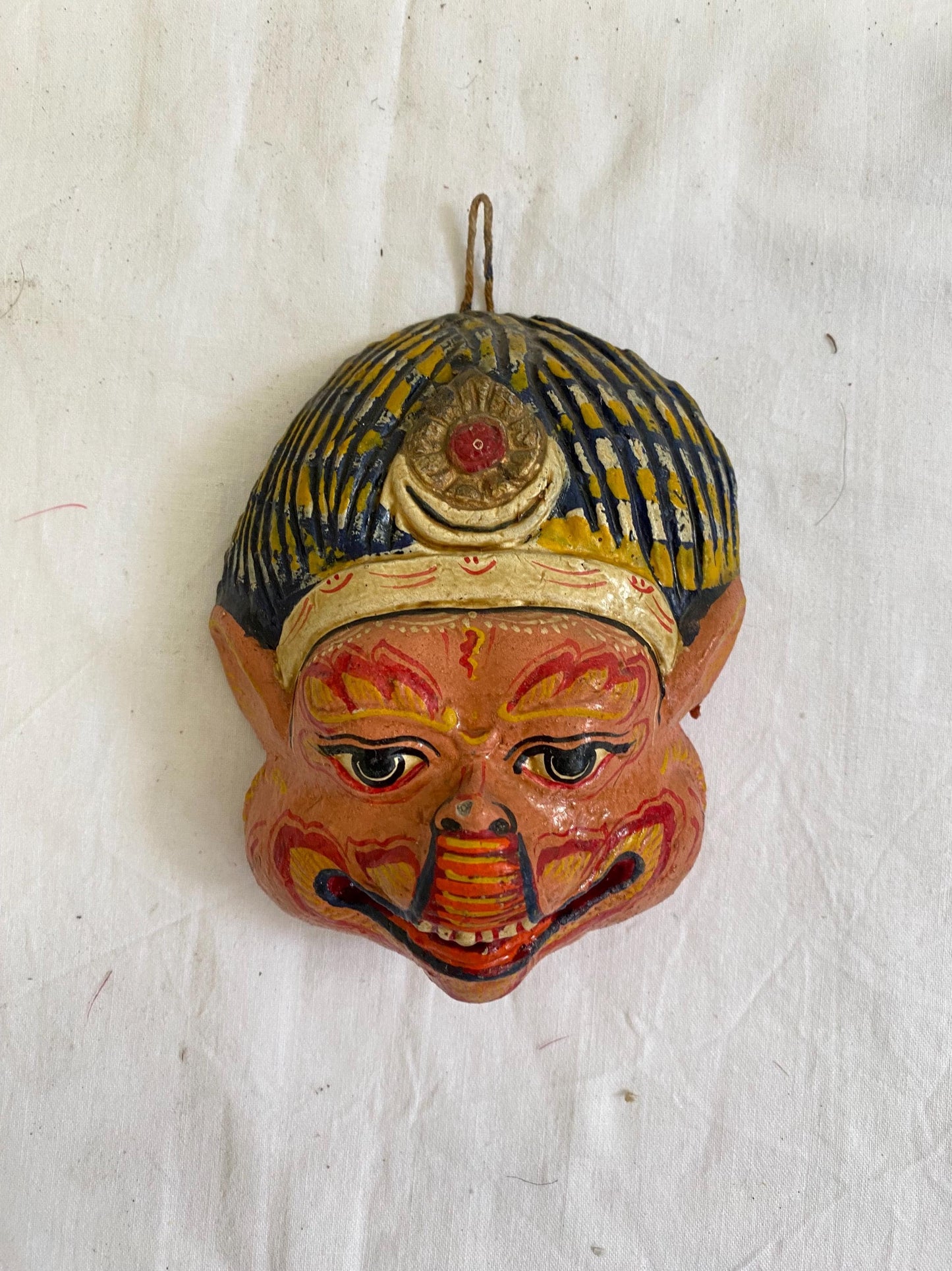 Maschera di Hanuman in Argilla - Arte Sacra Indonesiana - Scultura Unica a Mano