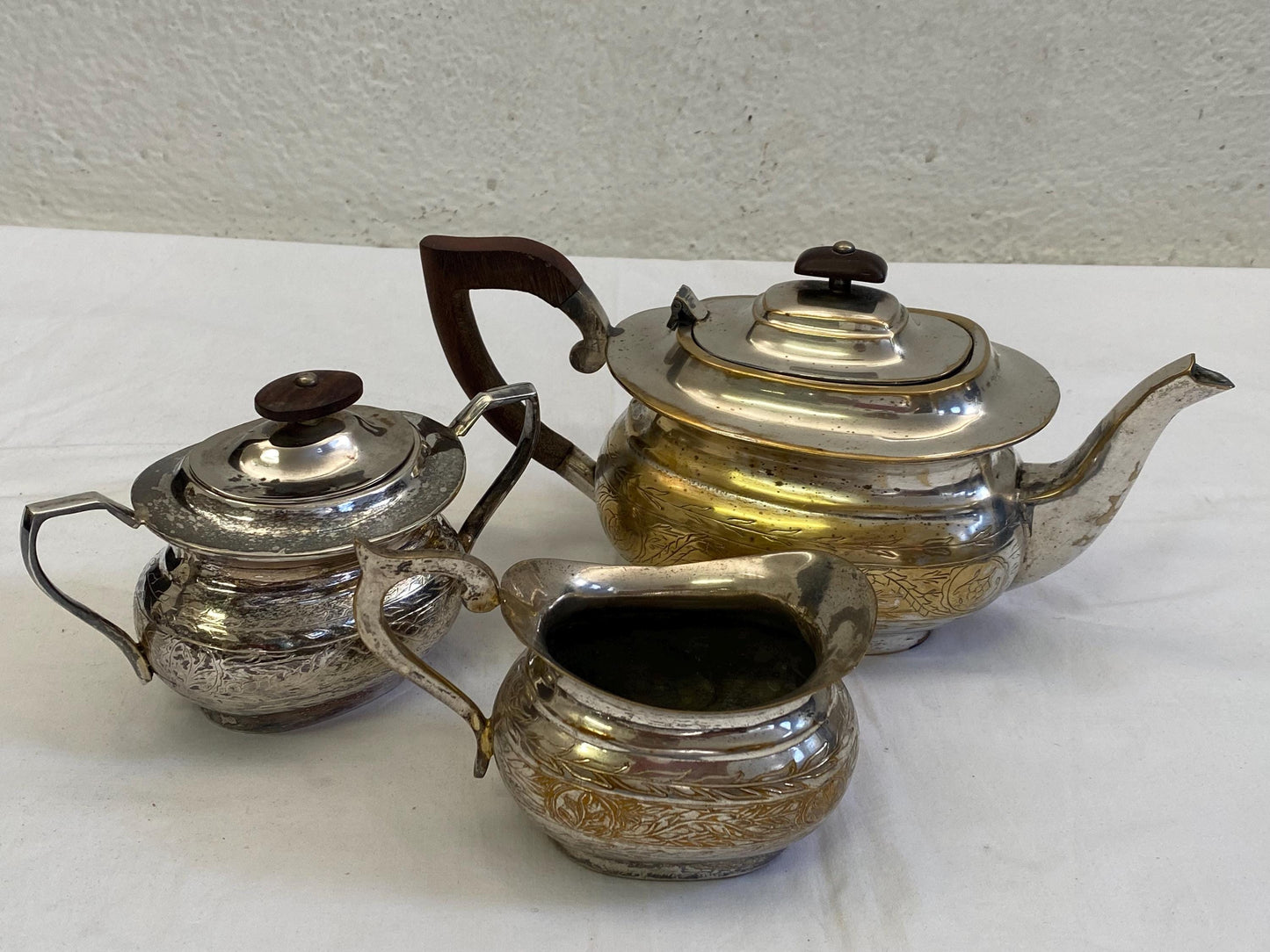 Collezione di Set da Tè e Caffè Placcati in Argento Sheffield - 3 Pezzi Misti Vintage - Royal Family Royal Sheffield