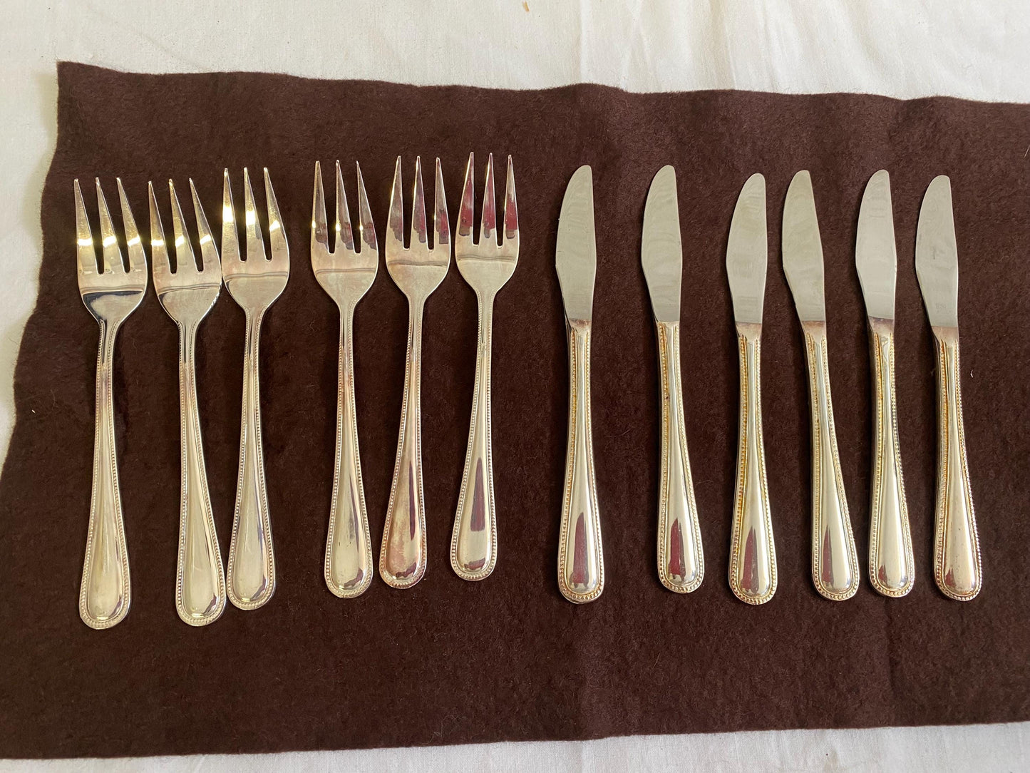 Servizio da 12 Posate Vintage in Scatola | Regalo Unico ed Elegante placcate argento