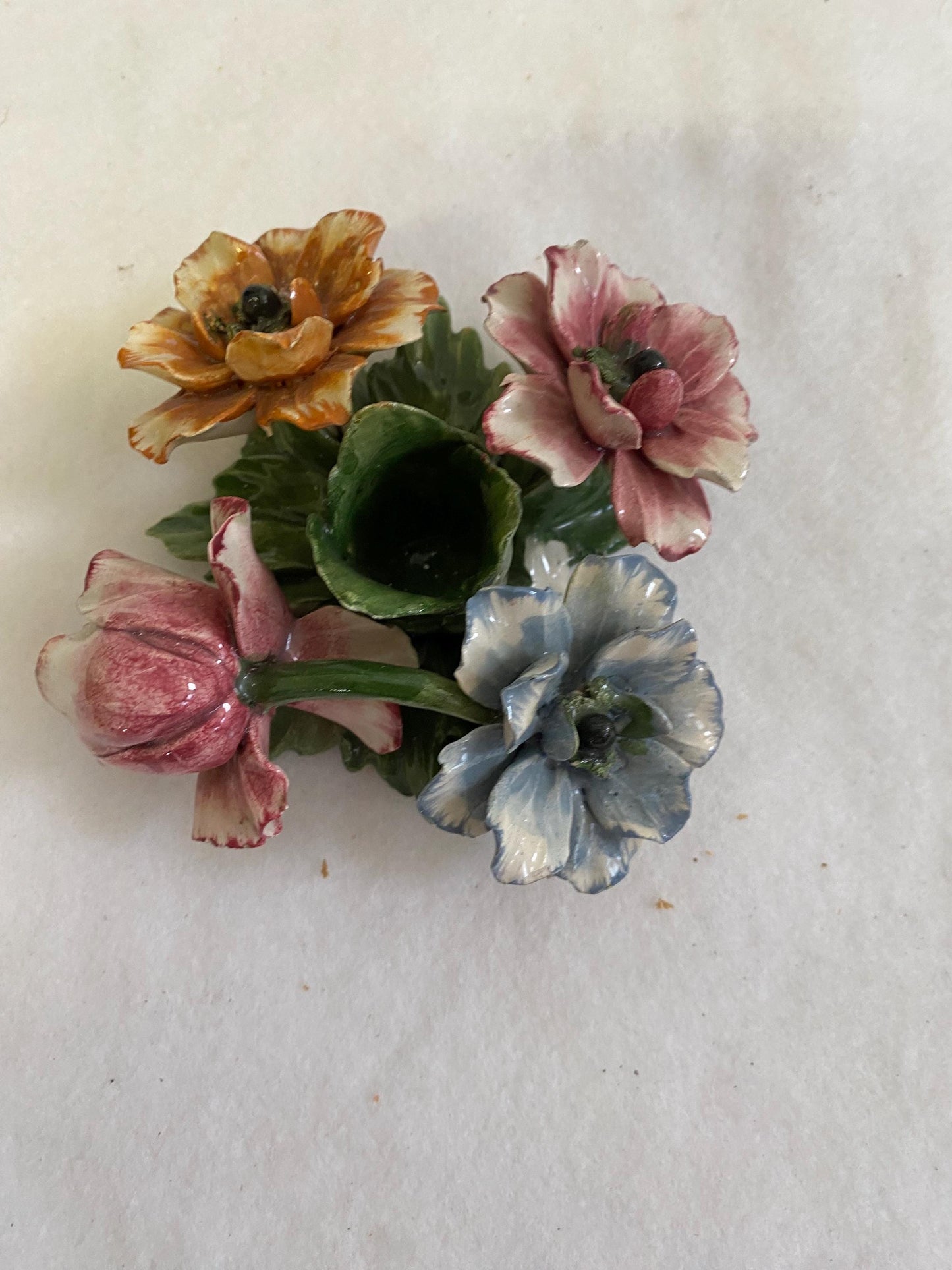 Portacandele in Ceramica Dipinta a Mano - Un Tocco di Colore e Tradizione per la Tua Casa