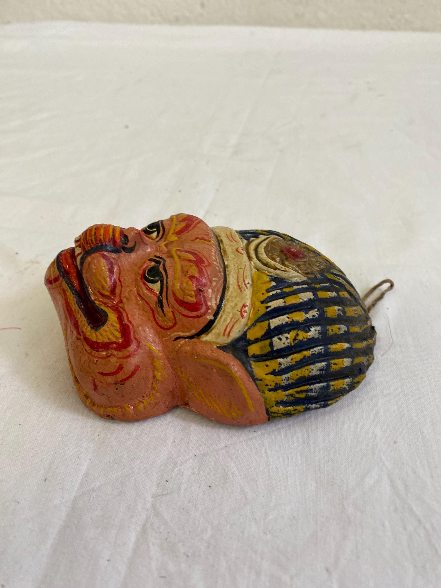 Maschera di Hanuman in Argilla - Arte Sacra Indonesiana - Scultura Unica a Mano