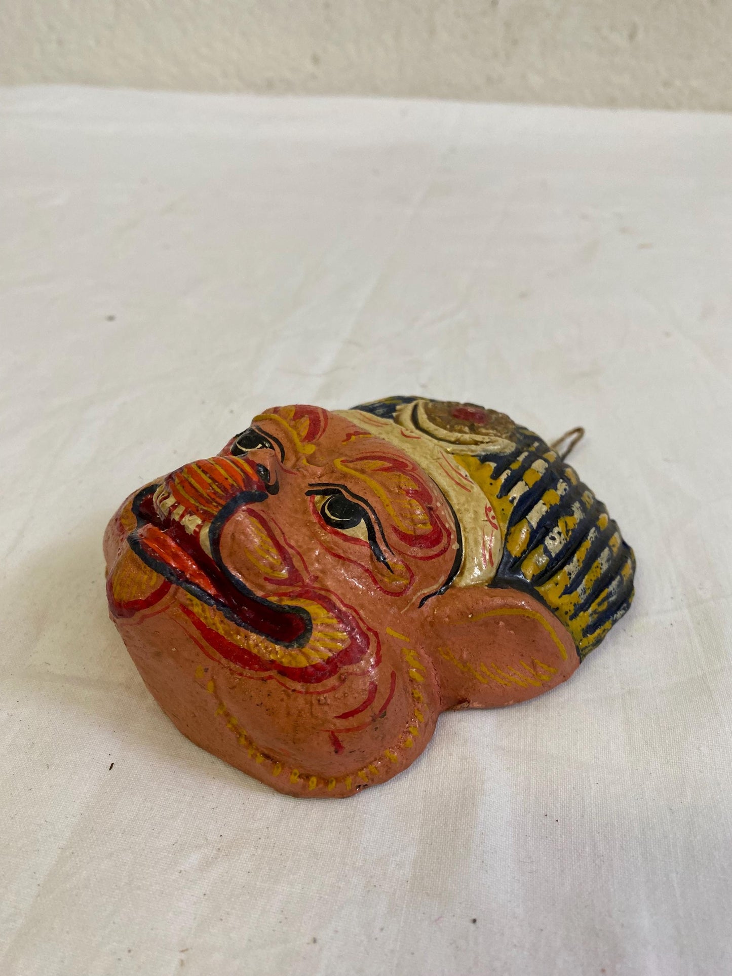 Maschera di Hanuman in Argilla - Arte Sacra Indonesiana - Scultura Unica a Mano