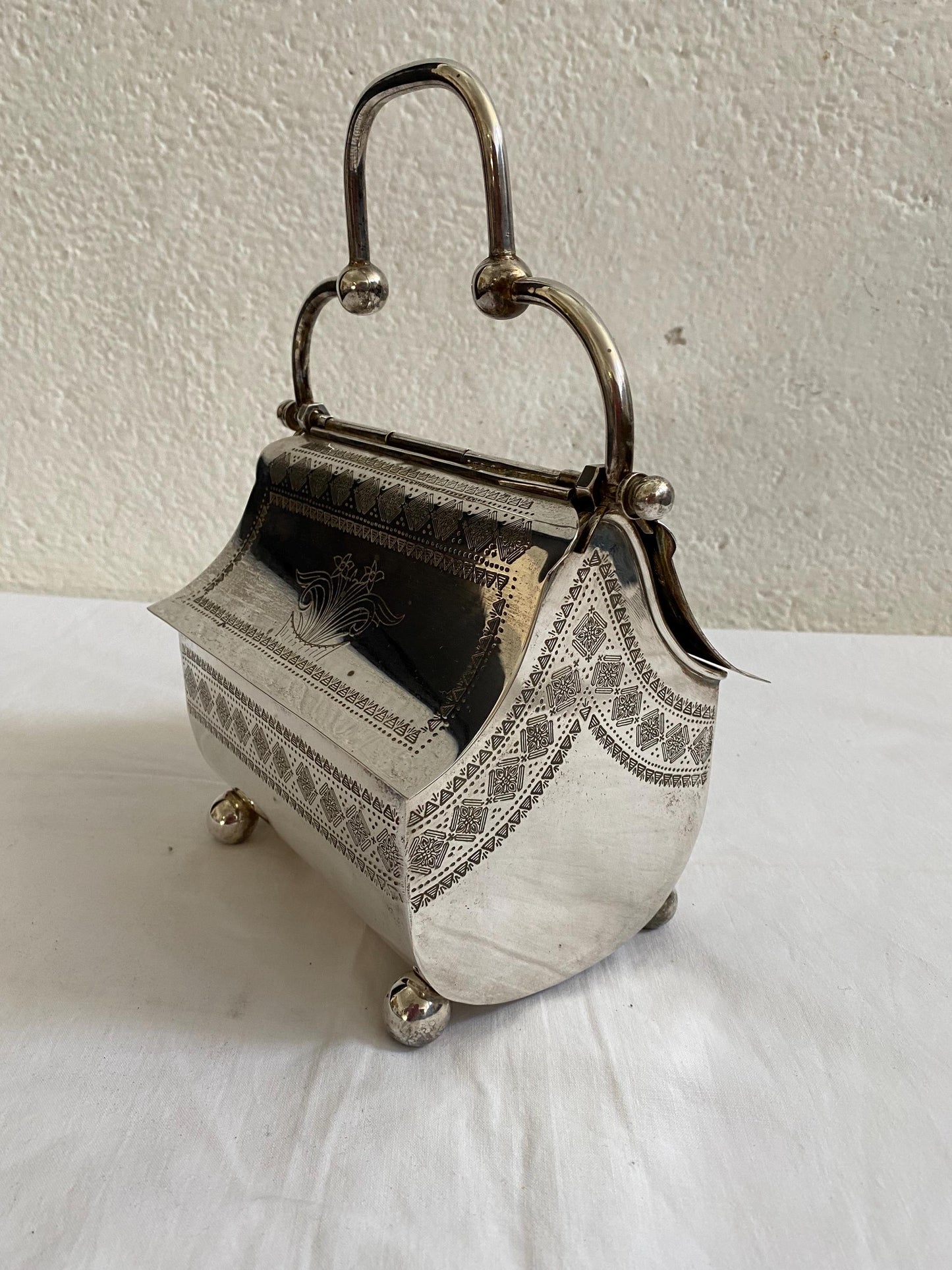 Cesto a Forma di Borsa in Argento Placcato - Biscottiera Antica con Coperchi Rialzabili e Maniglia