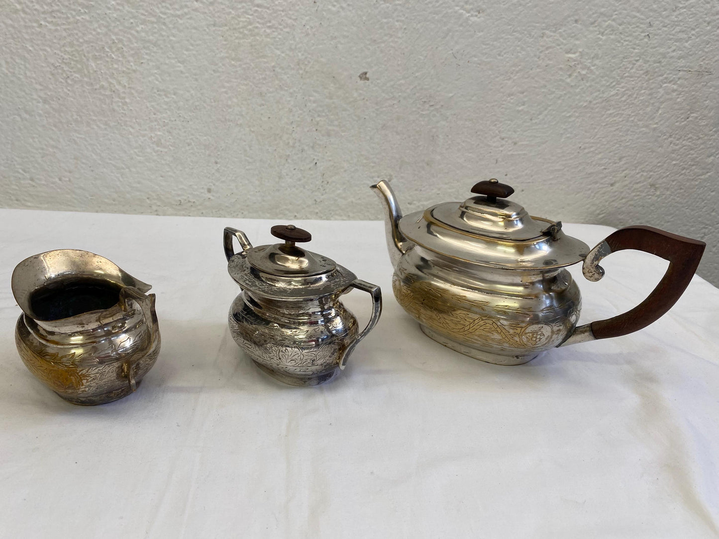 Collezione di Set da Tè e Caffè Placcati in Argento Sheffield - 3 Pezzi Misti Vintage - Royal Family Royal Sheffield