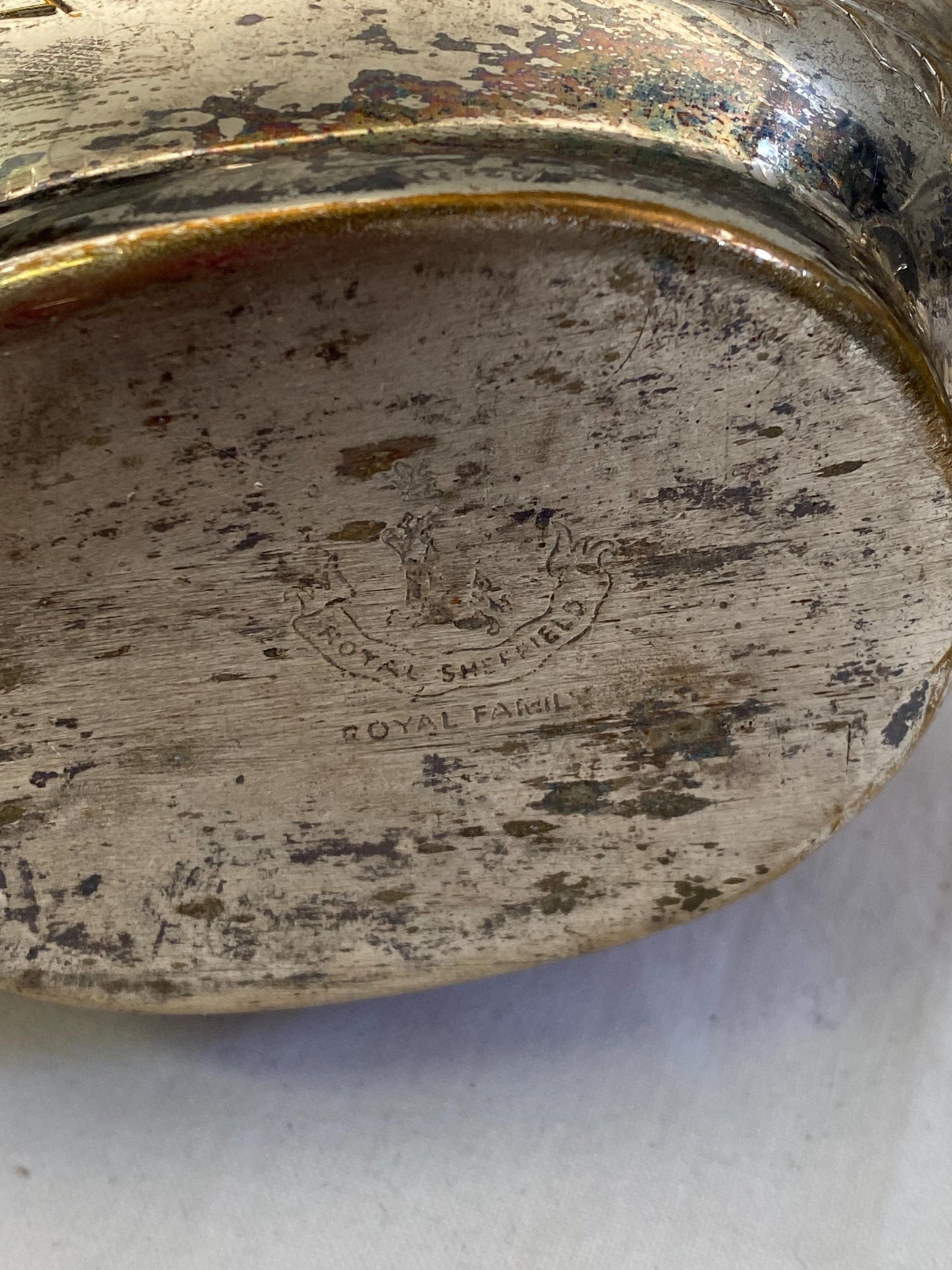 Collezione di Set da Tè e Caffè Placcati in Argento Sheffield - 3 Pezzi Misti Vintage - Royal Family Royal Sheffield