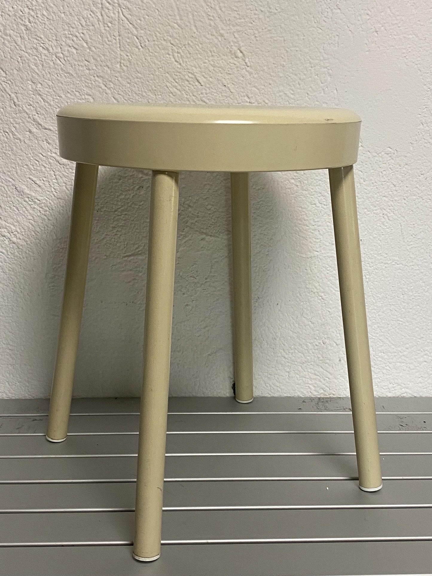 Sgabello Vintage in Legno Carrara e Matta - Made in Italy - Robusto e Resistente