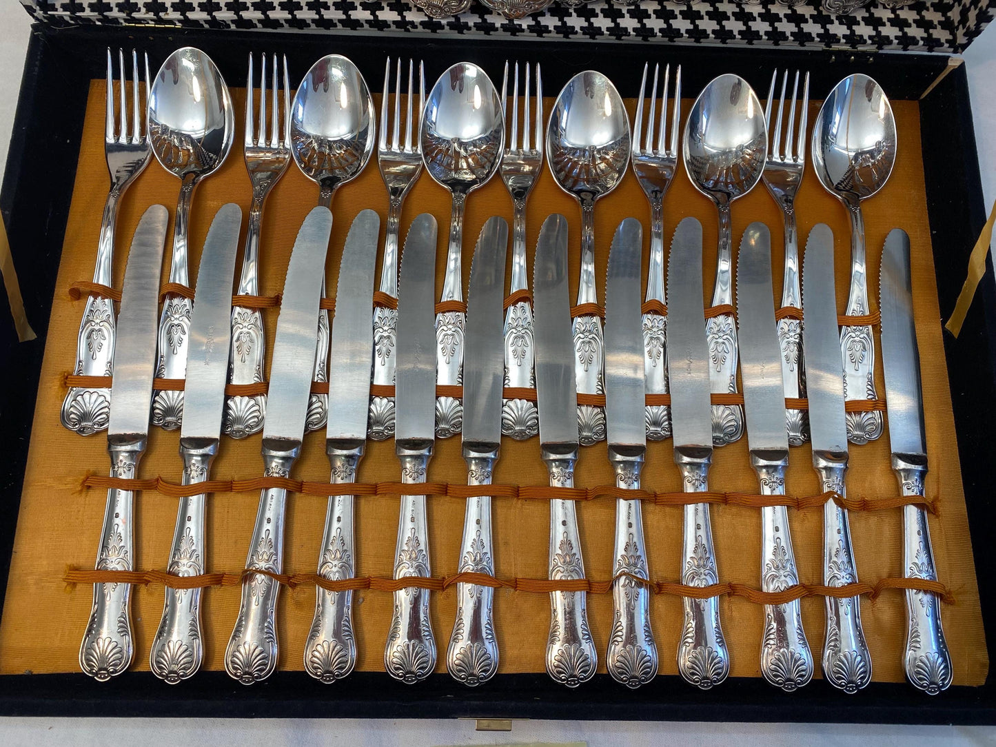 Servizio di Posate in Argento 800 - Tradizione Italiana Intatta