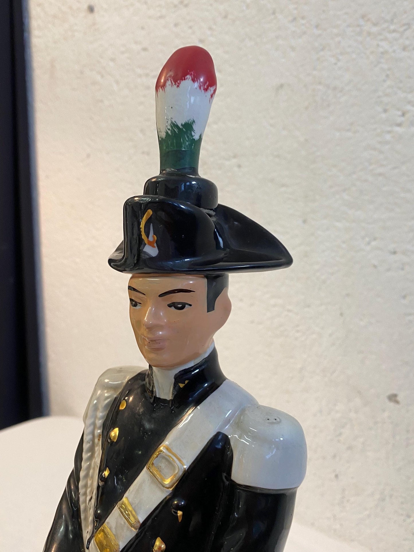 Raro bar formato display liquore Galliano Carabinieri Soldato Decanter 33"