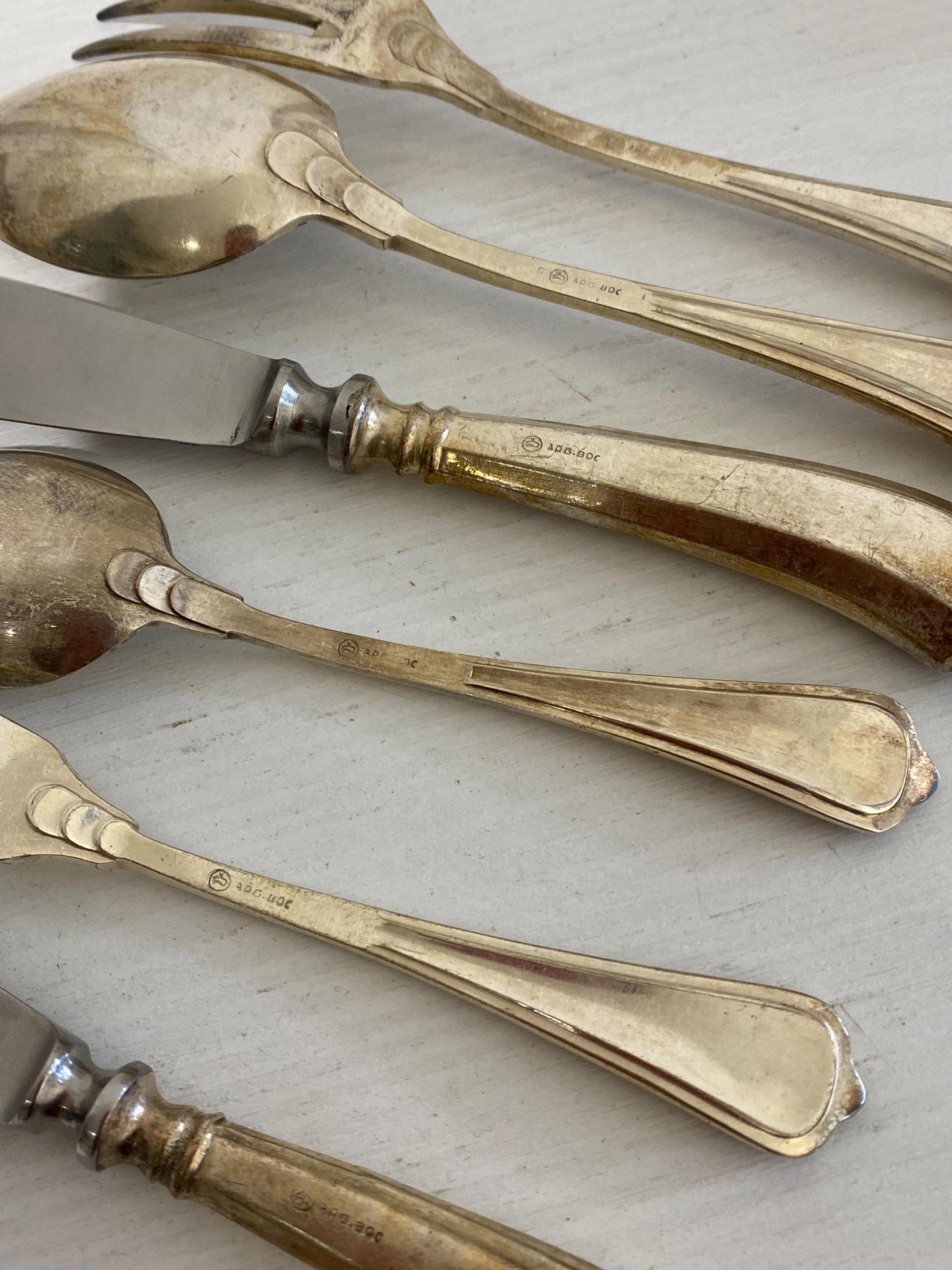 Servizio Posate da 12 Persone - Elegante Regalo di Nozze in Scatola a Due Piani in argento 800 placcato