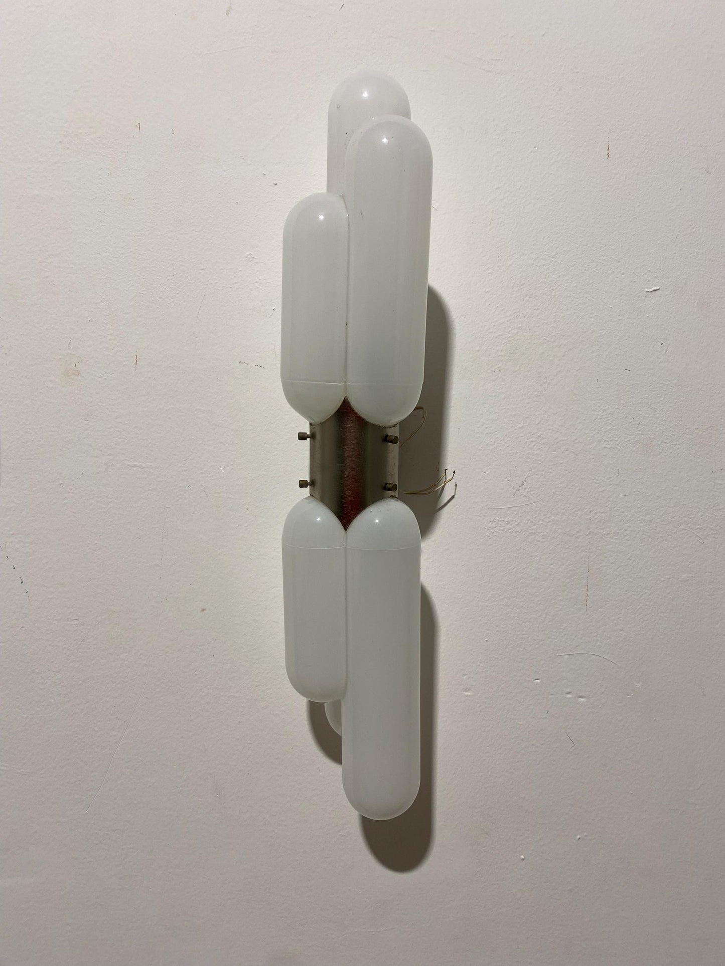 Applique da Parete Carlo Nason per Mazzega Murano Glass Torpedo Midcentury Italian Design Anni '60 - 57x11x13 cm (22,4x4,3x5,1 pollici)