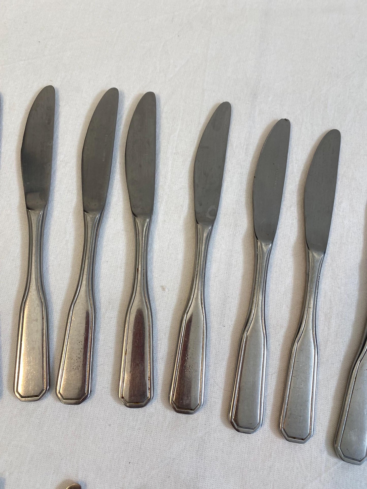 Set di Coltelli in Acciaio Vintage  10 Coltelli da 20 cm + 12 Coltelli da 21 cm