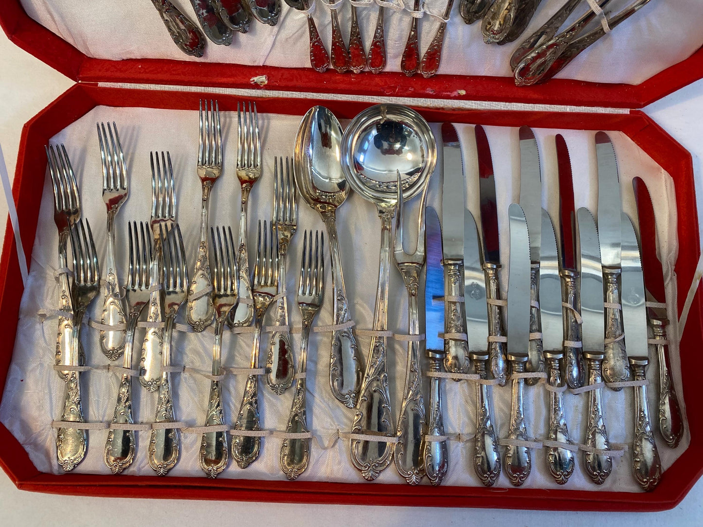 Servizio di Posate in Argento 800 - Tradizione Italiana Intatta