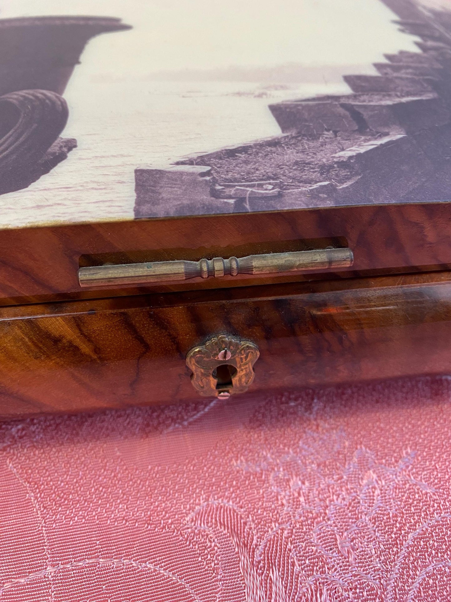 Carillon Italiano con Intarsi di Sorrento / Le Carillon Switzerland Roller Music Box Anni '50 per Gioielli  21x14x12 cm