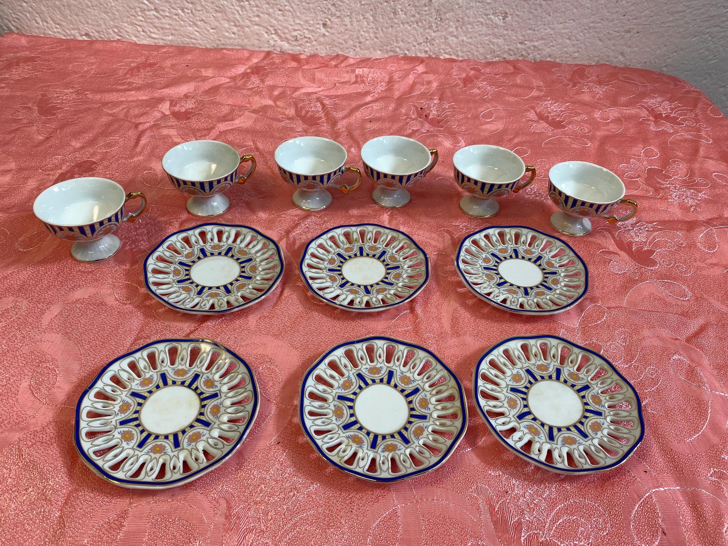 Tazzine da caffe 6 pezzi ceramica dorata e blu eleganti vintage come nuovi regalo perfetto unico speciale per colazione e pausa caffe.