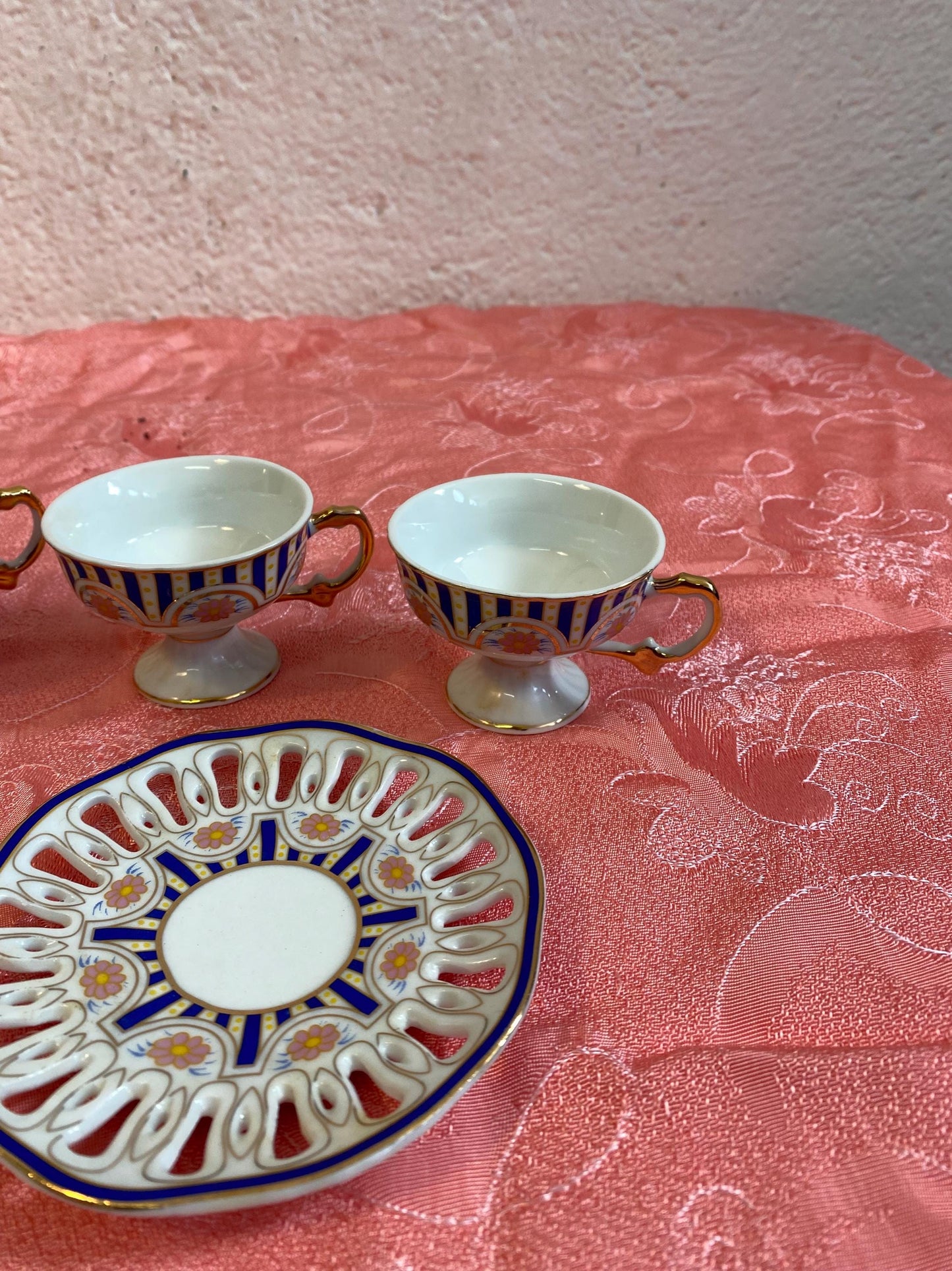 Tazzine da caffe 6 pezzi ceramica dorata e blu eleganti vintage come nuovi regalo perfetto unico speciale per colazione e pausa caffe.