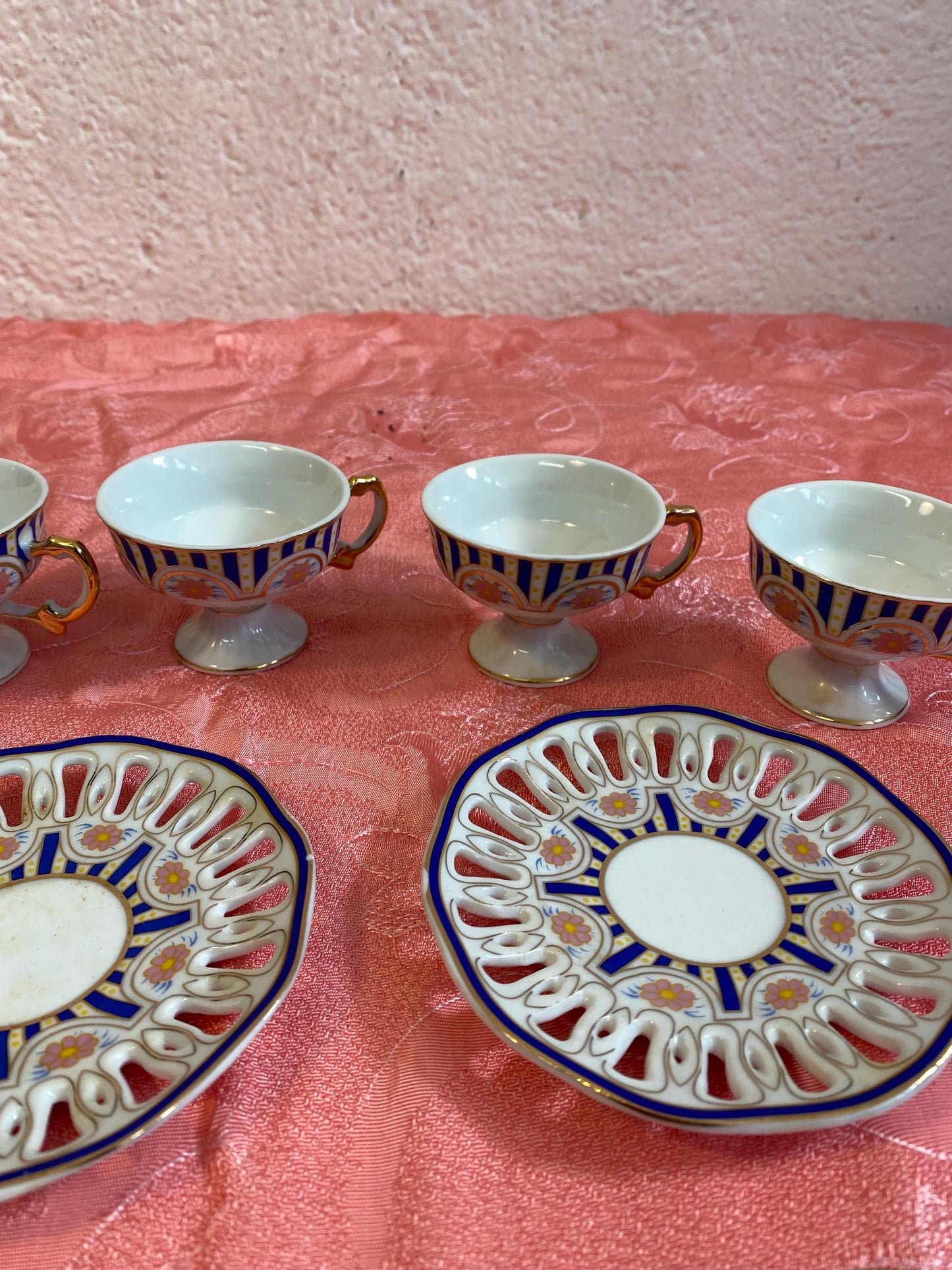 Tazzine da caffe 6 pezzi ceramica dorata e blu eleganti vintage come nuovi regalo perfetto unico speciale per colazione e pausa caffe.