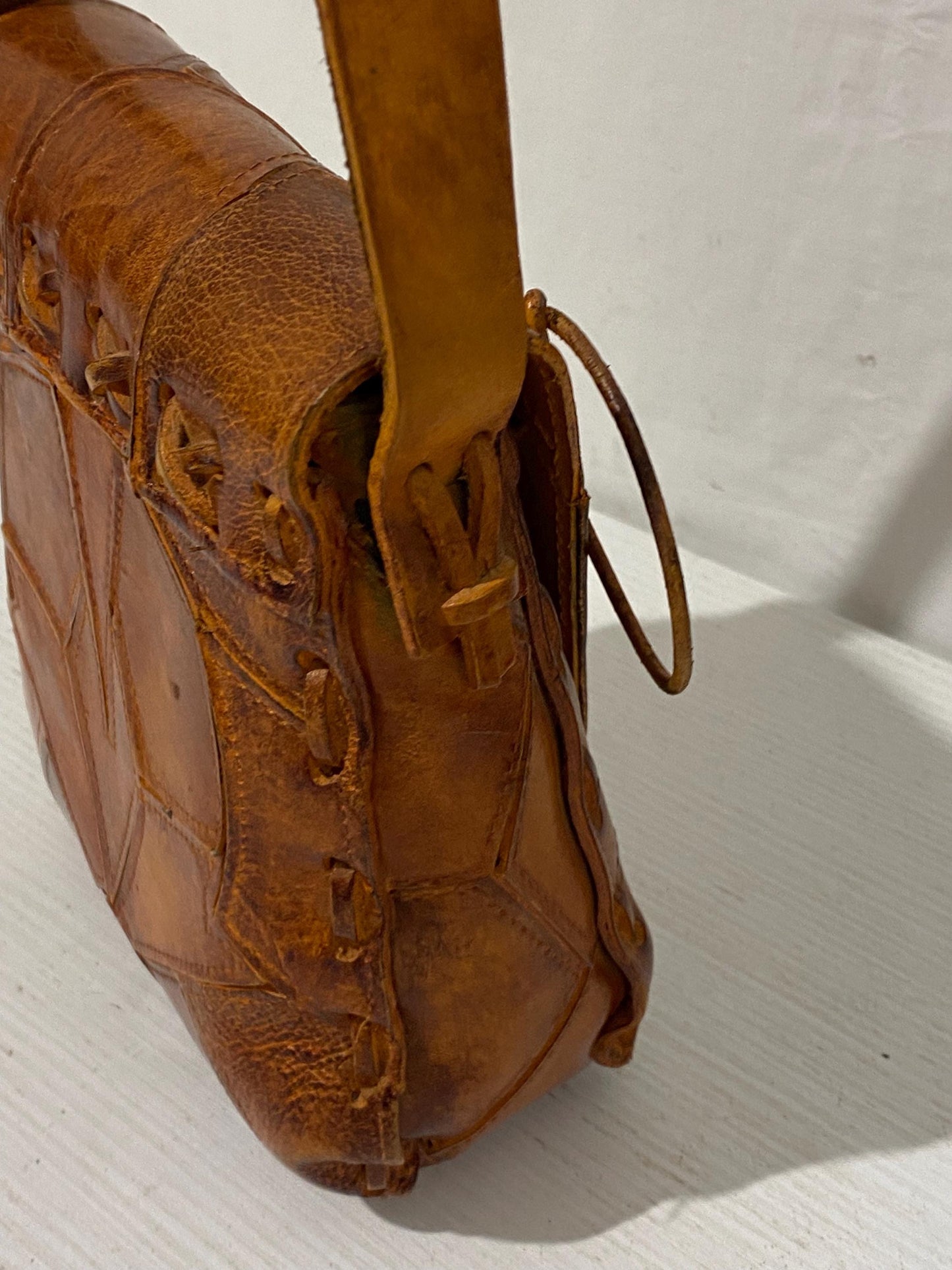 Borsa Vintage Artigianale in Pelle Marrone con Tracolla Fissa  21x19x9 cm