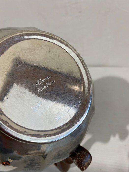 Antica Brocca-Caraffa in Argento Placcato con Manico in Legno - Punzonata ALGEMA