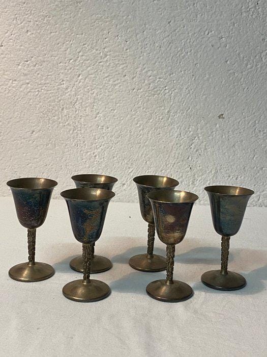 Set di Sei Calici in Argento Placcato - Eleganza Vintage per Occasioni Speciali