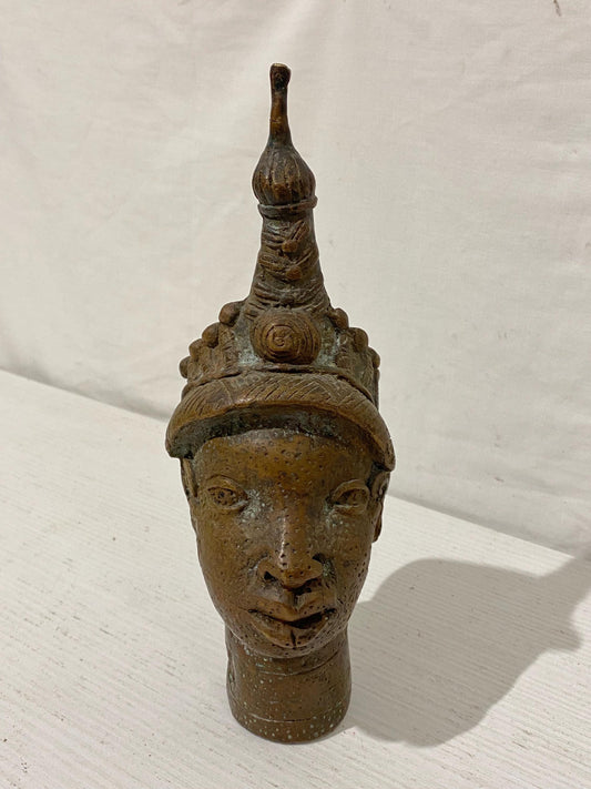 Testa Cerimoniale Yoruba in Bronzo Vintage - Arte Tribale Africana - 24,5x10x8 cm