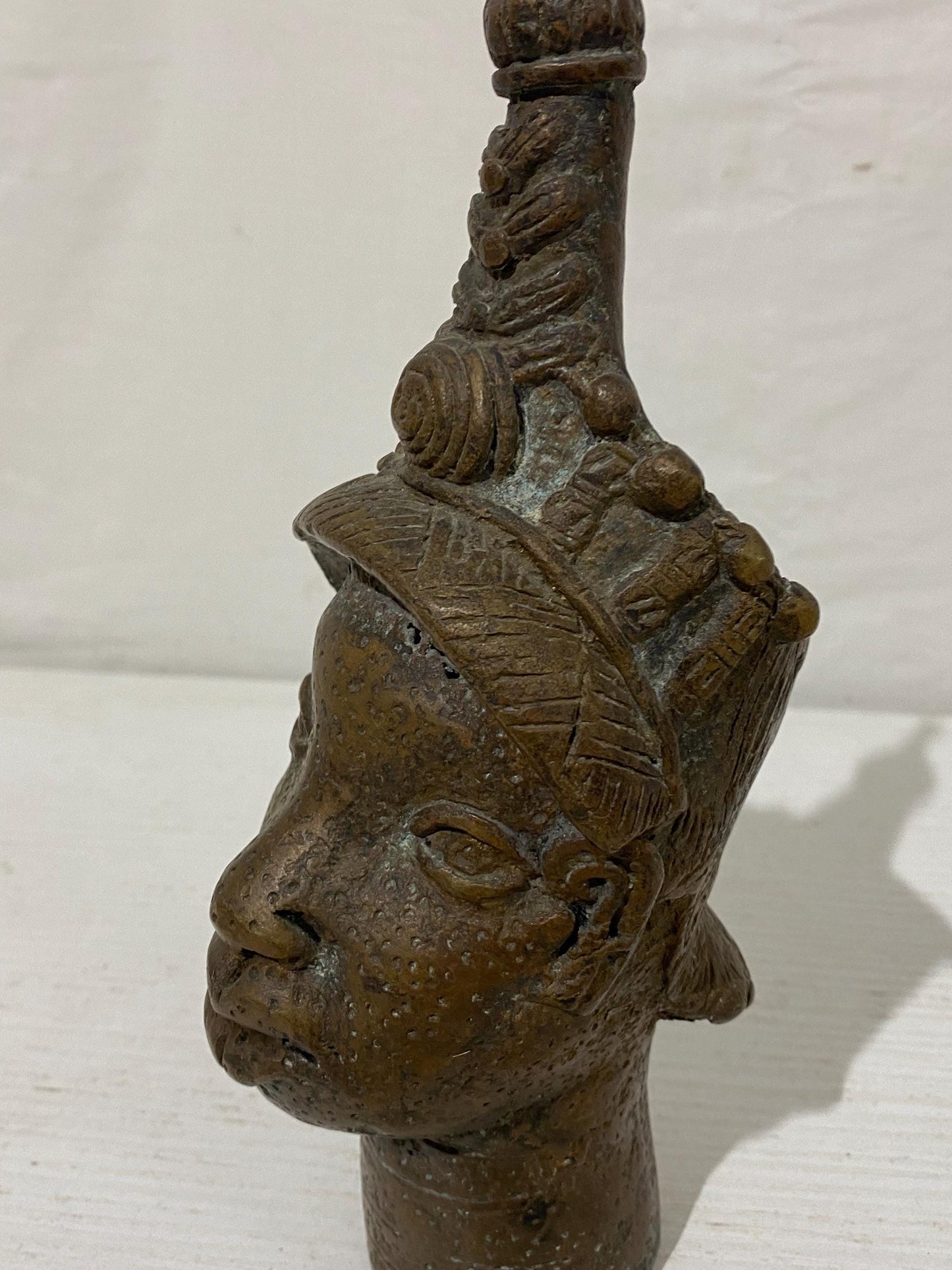 Testa Cerimoniale Yoruba in Bronzo Vintage - Arte Tribale Africana - 24,5x10x8 cm