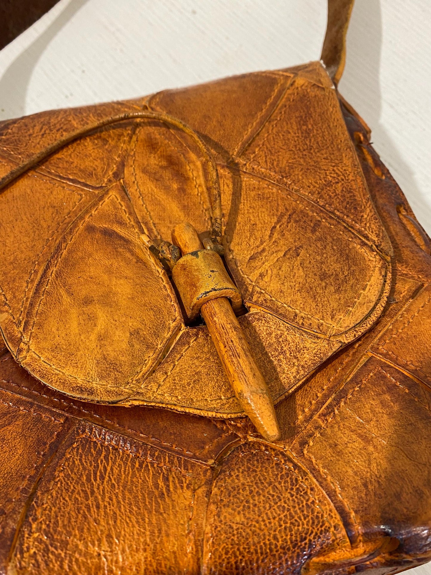 Borsa Vintage Artigianale in Pelle Marrone con Tracolla Fissa  21x19x9 cm
