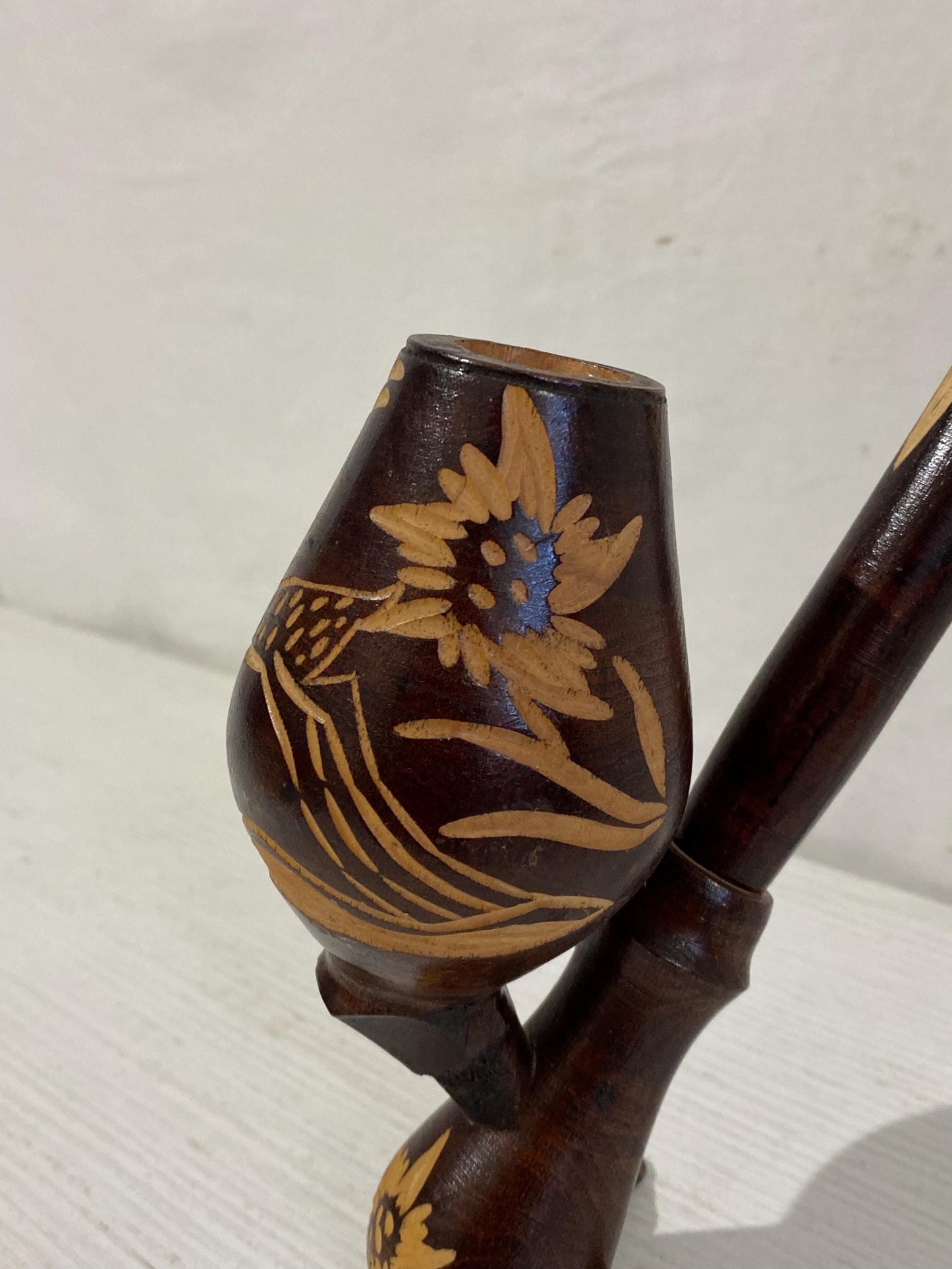 Pipa particolare Funzionante Vintage in Legno Intagliato con Motivo Floreale - 24x20x7 cm