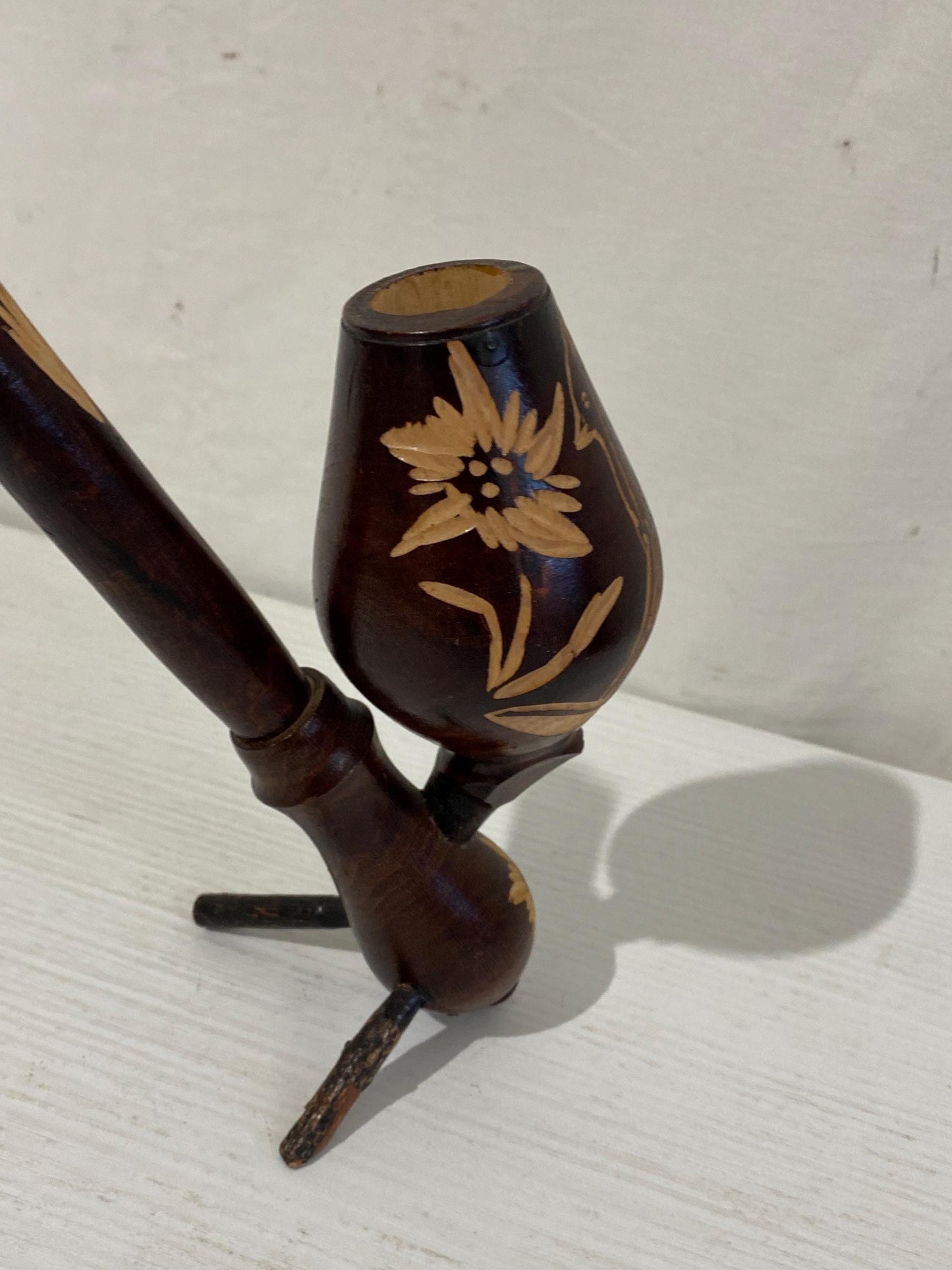 Pipa particolare Funzionante Vintage in Legno Intagliato con Motivo Floreale - 24x20x7 cm