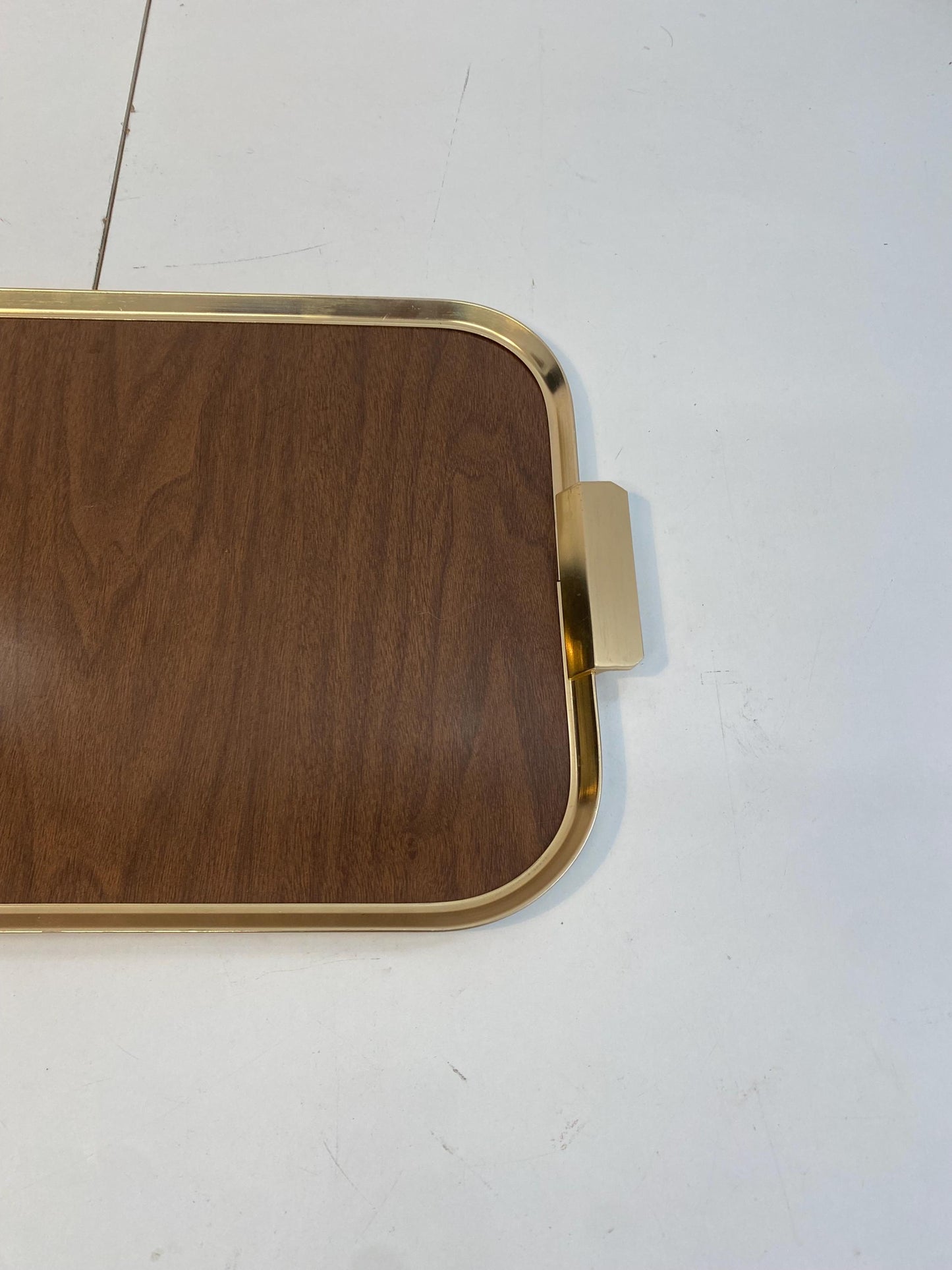 Vassoio Vintage Anni '60 in legno e ottone dorato  Stile retrò elegante (47,5x28,5 cm)